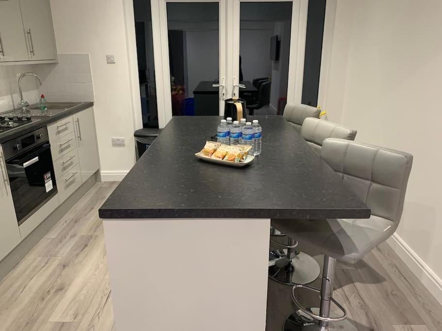 Beautiful 5Bedroom Hse-Contractor/Family/Corporate Dartford Dış mekan fotoğraf